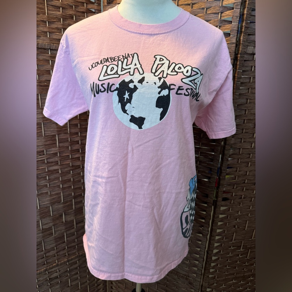 lollapalooza Lolla Palooza shirt Pink Unisex  Chicago Music festival 2021 Medium